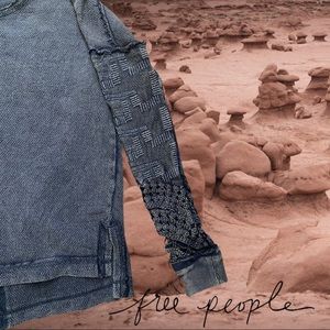 Beautiful Mixed Texture Earthly Free People Blue/Grey Sweater SZ S fit-xs